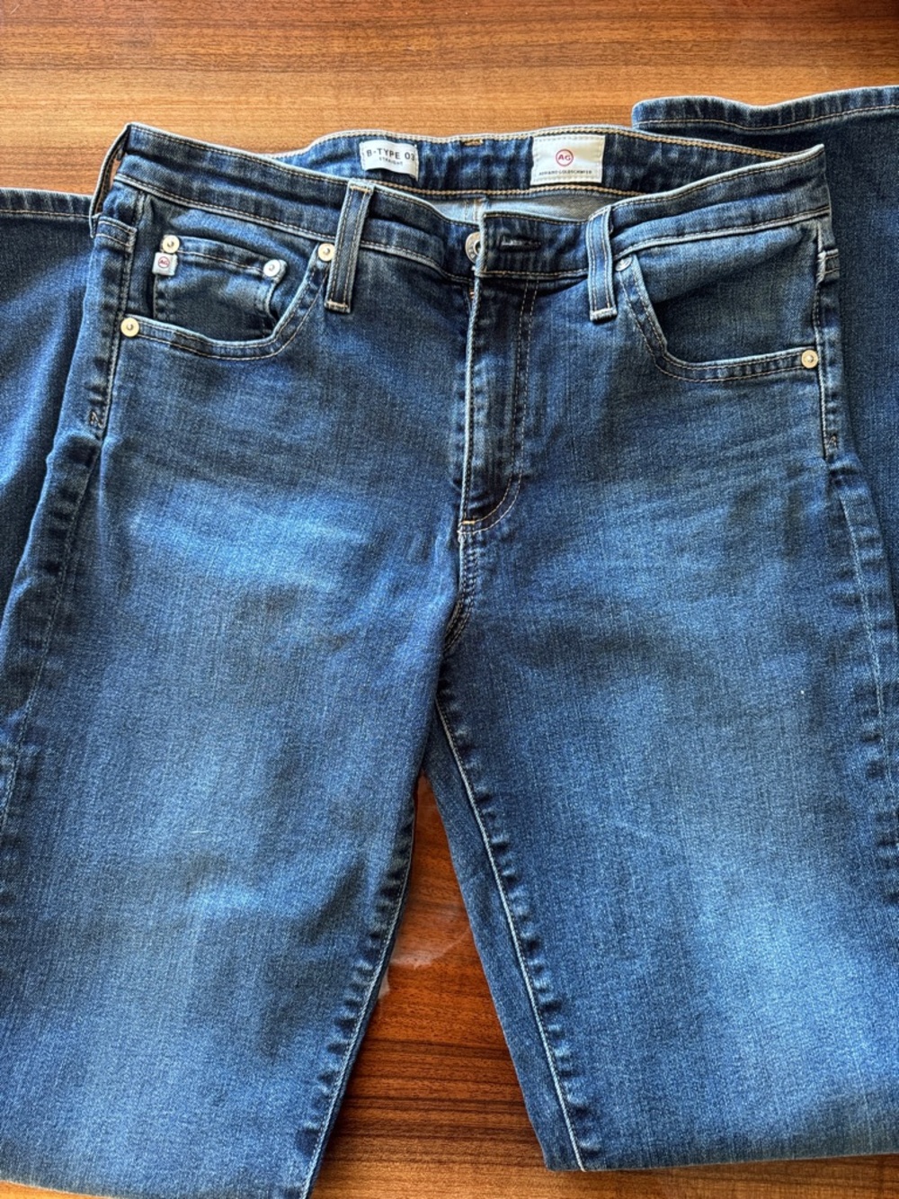 Ag Adriano Goldschmied Women's Straight Leg Jeans in Medium Blue